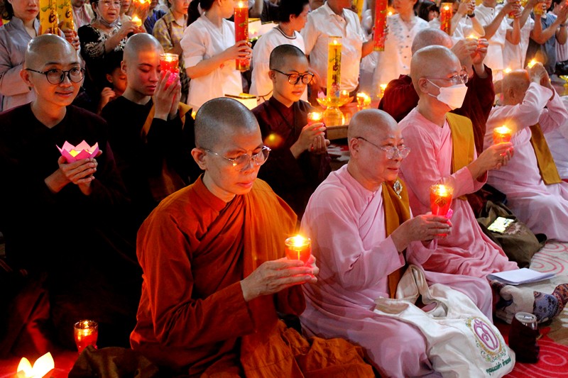 Tp. Biên Hòa: Lễ hội cúng đèn rằm tháng giêng và khai mạc khóa Thiền Vipassana mùa xuân 2024