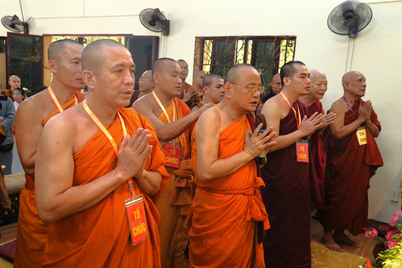 Long Thành: Đại lễ dâng y Kathina 2023 và bát hội tại chùa Quang Minh