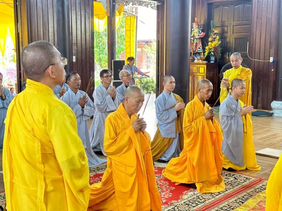 Tân Phú: Đại lễ Trai đàn kỳ siêu bạt độ, trai tăng Chẩn tế tại chùa Vĩnh Giác. 