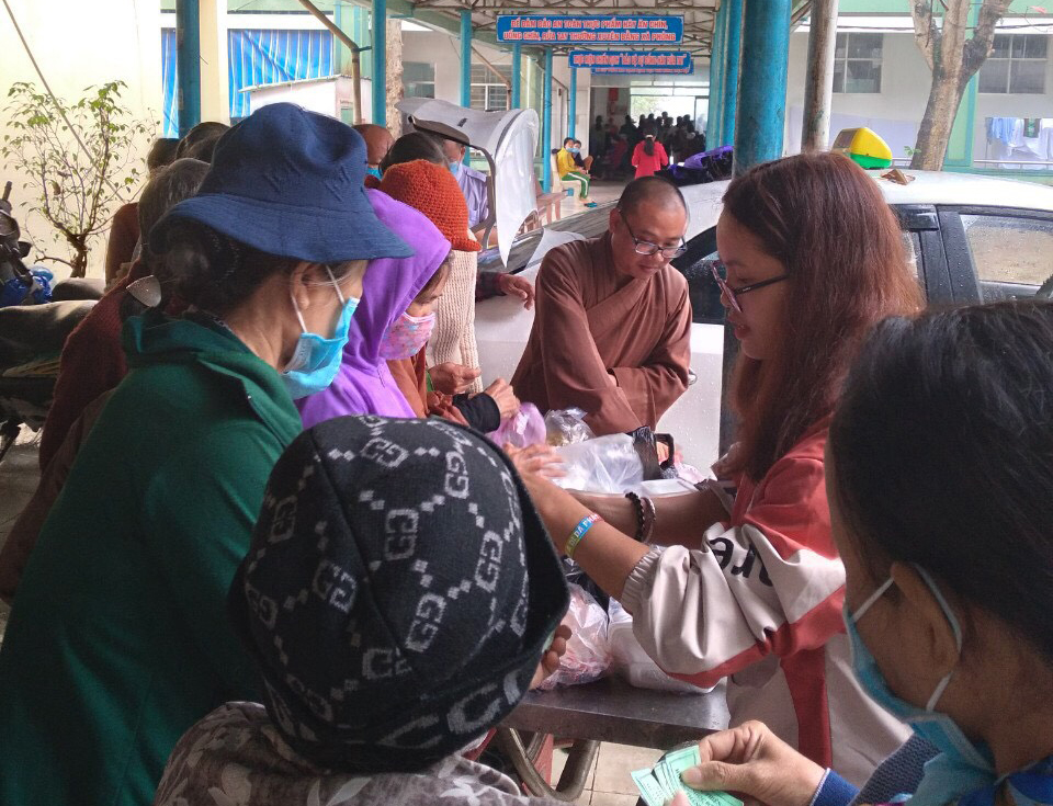 Quảng Nam: Bữa ăn nghĩa tình tại 2 bệnh viện Thăng Bình và Thăng Hoa
