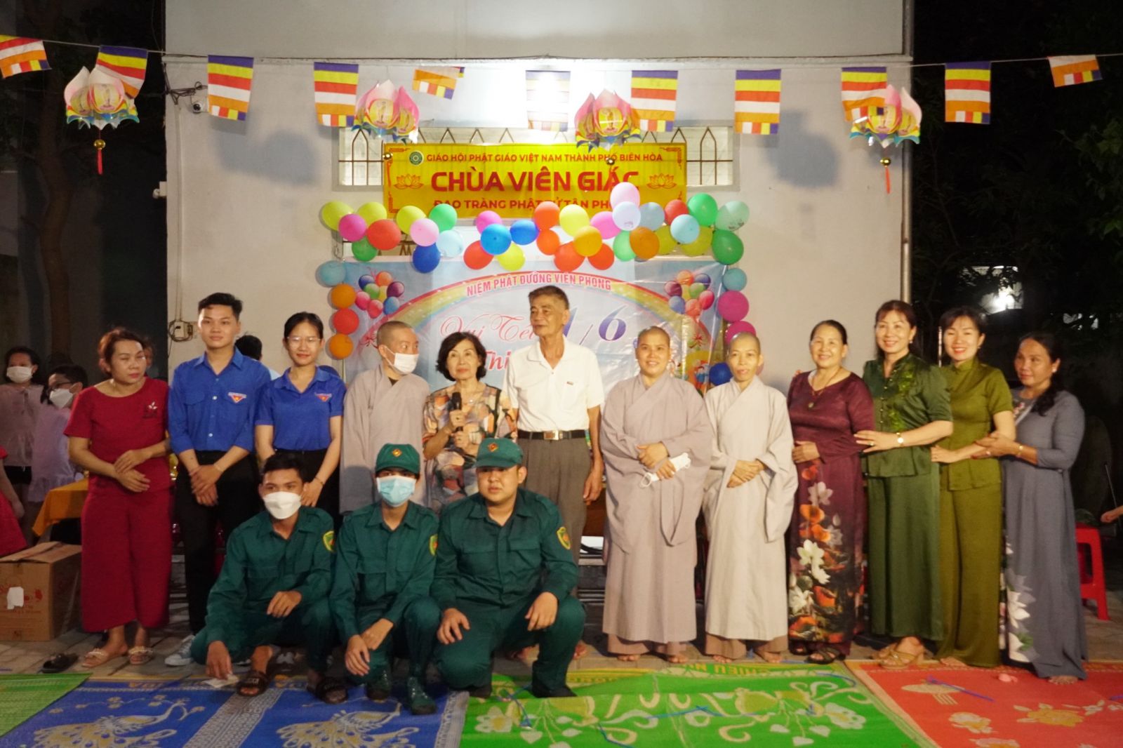 Đồng Nai: Đạo tràng Phật tử Viên Phong tổ chức ngày Quốc tế Thiếu nhi 01/06 cho các em thiếu nhi trên địa bàn phường Tân Phong
