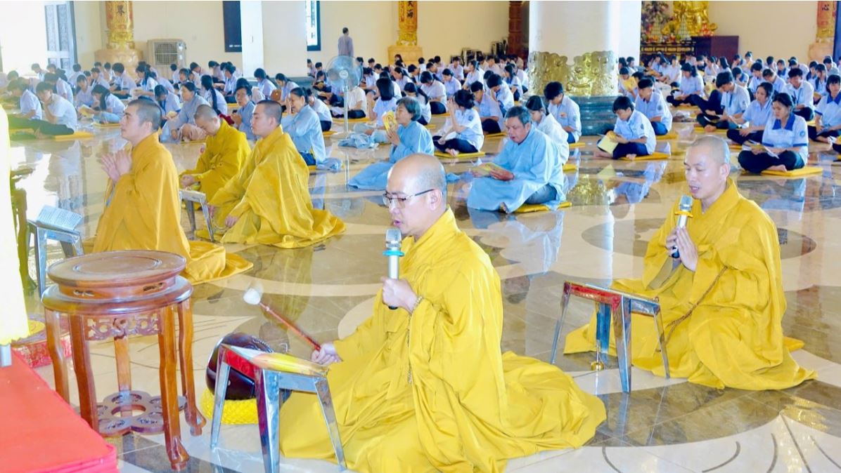 Đồng Nai: Ánh sáng chánh pháp lan tỏa qua khóa tu Bát Quan Trai tại chùa Phật Quốc Vạn Thành