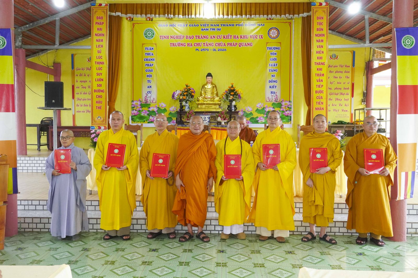 TP. Đồng Nai: Ban Trị sự trao quyết định chuẩn y nhân sự Ban Đại diện Phật giáo khu vực IX tại chùa Pháp Quang