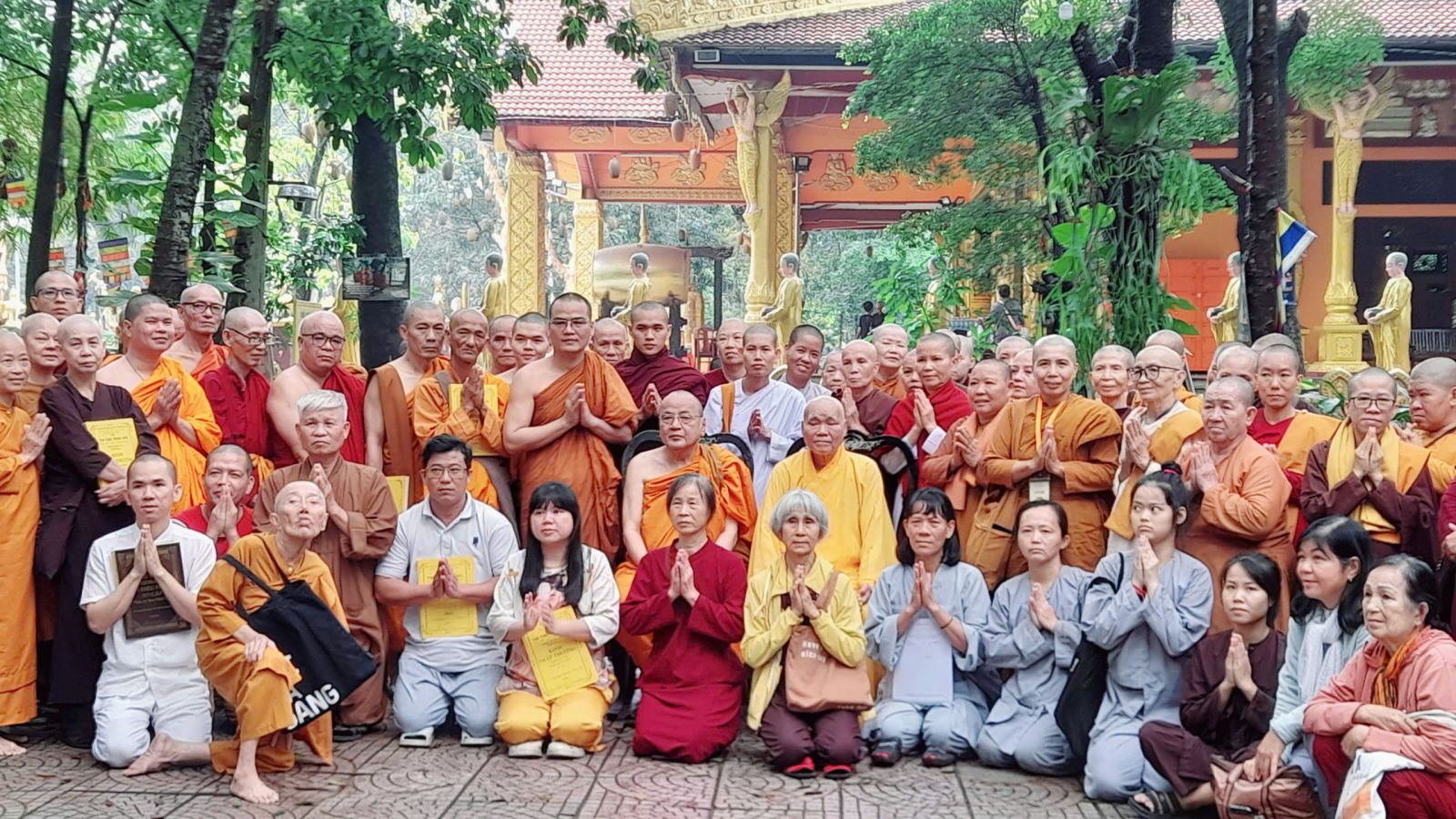 Đồng Nai: Hòa thượng Thích Phước Tú viếng thăm và khuyến tấn Tăng Ni an cư tại trường hạ Thiền viện Phước Sơn