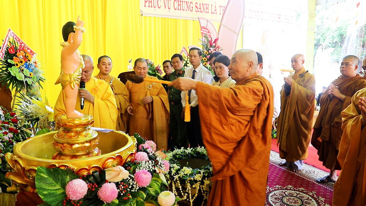 Nhơn Trạch: Trang nghiêm Đại lễ Phật Đản tại chùa Pháp Thường PL. 2566 - DL. 2022