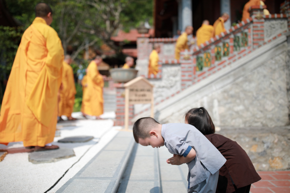 Địa Tạng Phi Lai tự với tâm nguyện làm 'chuyến đò cuối' thu hút 10.000 người tham gia
