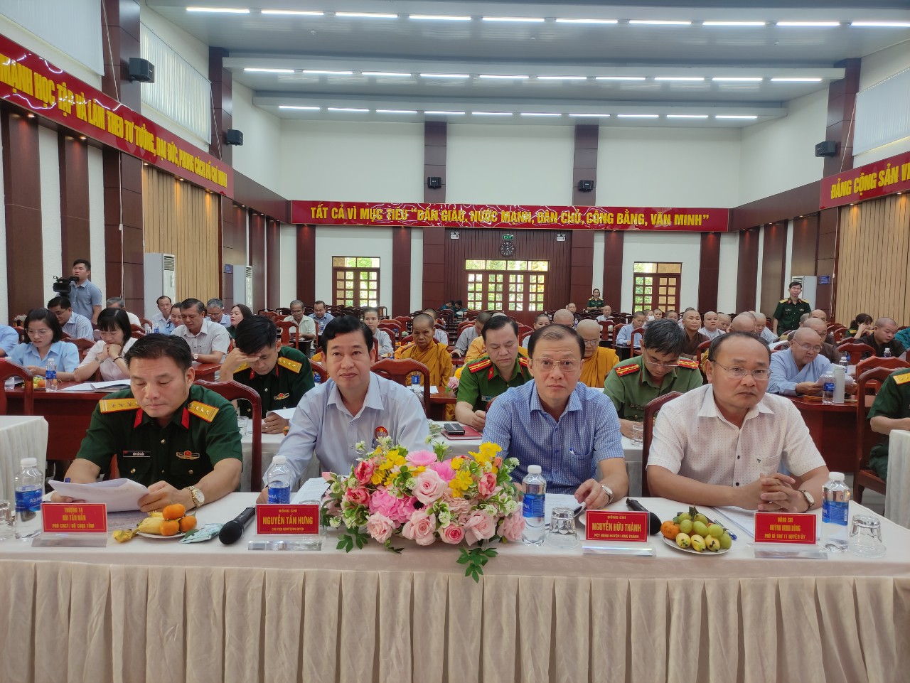 Long Thành: Hội nghị ký kết phối hợp giữa Ban Trị sự huyện và Ban Chỉ Huy Quân sự huyện.