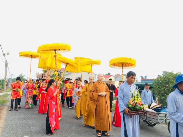 Thái Bình: Trang nghiêm lễ Phật đản PL.2564 tại chùa Văn Môn
