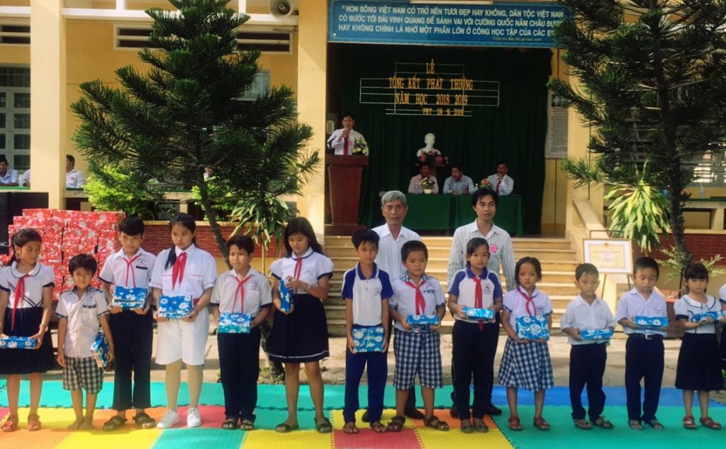 Long An: “Hoa sen Yêu thương” về trường Trần Văn Ngạn
