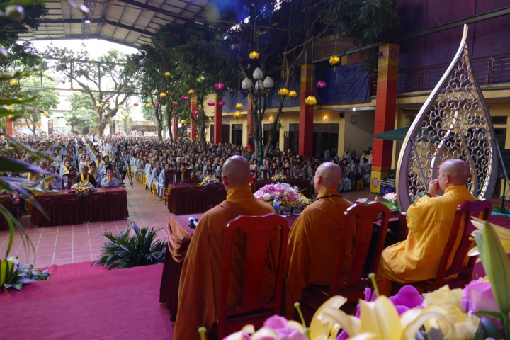 Hà Nội: Lễ kỷ niệm ngày Phật thành đạo và 22 năm thành lập Đạo tràng Pháp Hoa miền Bắc tại chùa Bằng
