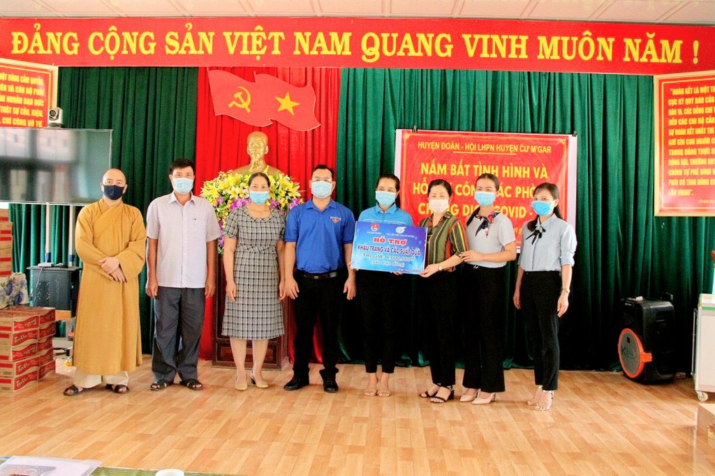 Đắk Lắk: Những phần quà nghĩa tình trong mùa dịch Covid-19
