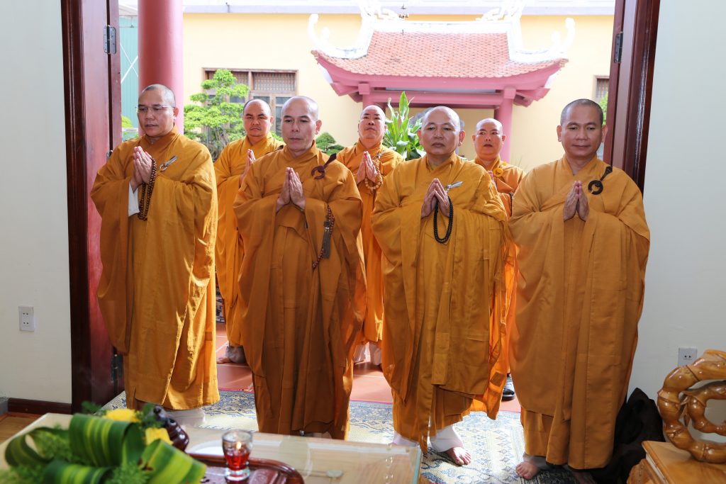 Kon Tum: Trang nghiêm lễ Bố-tát định kỳ tại chùa Huệ Chiếu
