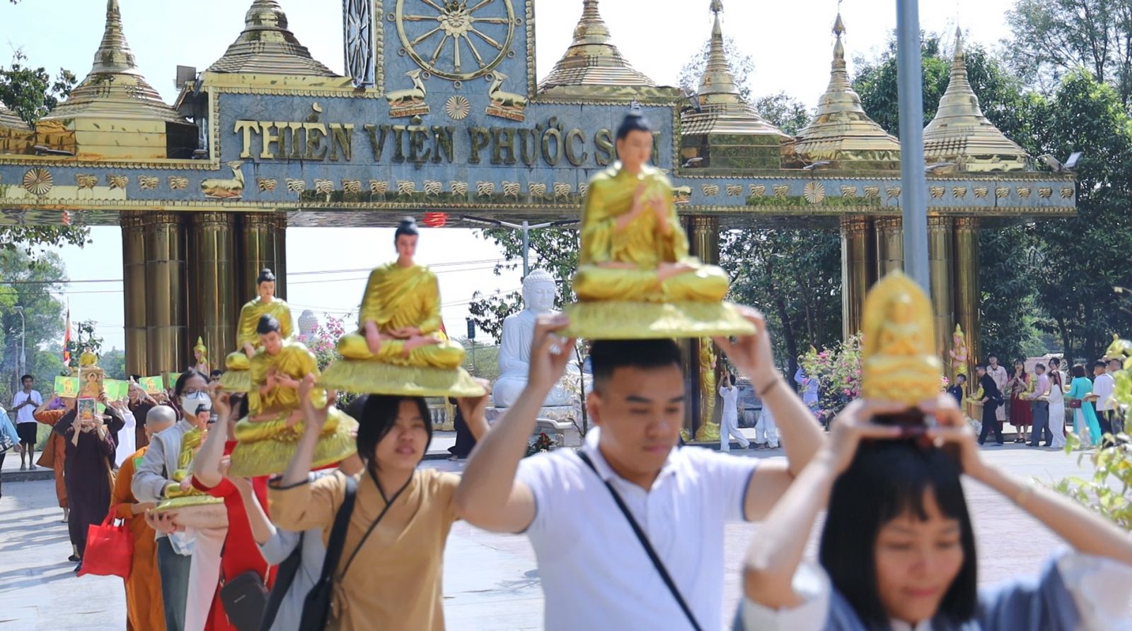 Đồng Nai: Nét đẹp văn hóa rước Phật đầu xuân Ất Tỵ tại Thiền viện Phước Sơn