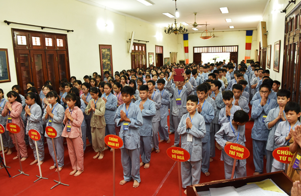 Bắc Ninh: Chùa Phật Tích khai mạc khóa tu mùa hè “Con Đường Phật Pháp Với Tuổi Trẻ”
