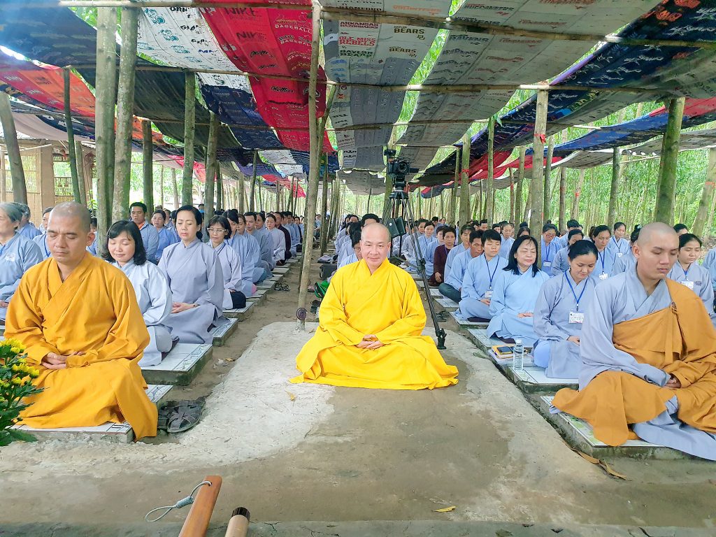 TP.HCM: Khóa tu Thiền tập Vipassana và lễ ra quân trồng cây bảo vệ môi trường
