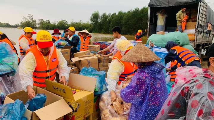 BR-VT: Ban Từ thiện xã hội GHPG tỉnh tổ chức chương trình Cứu trợ đồng bào gặp thiên tai lũ lụt tại miền Trung
