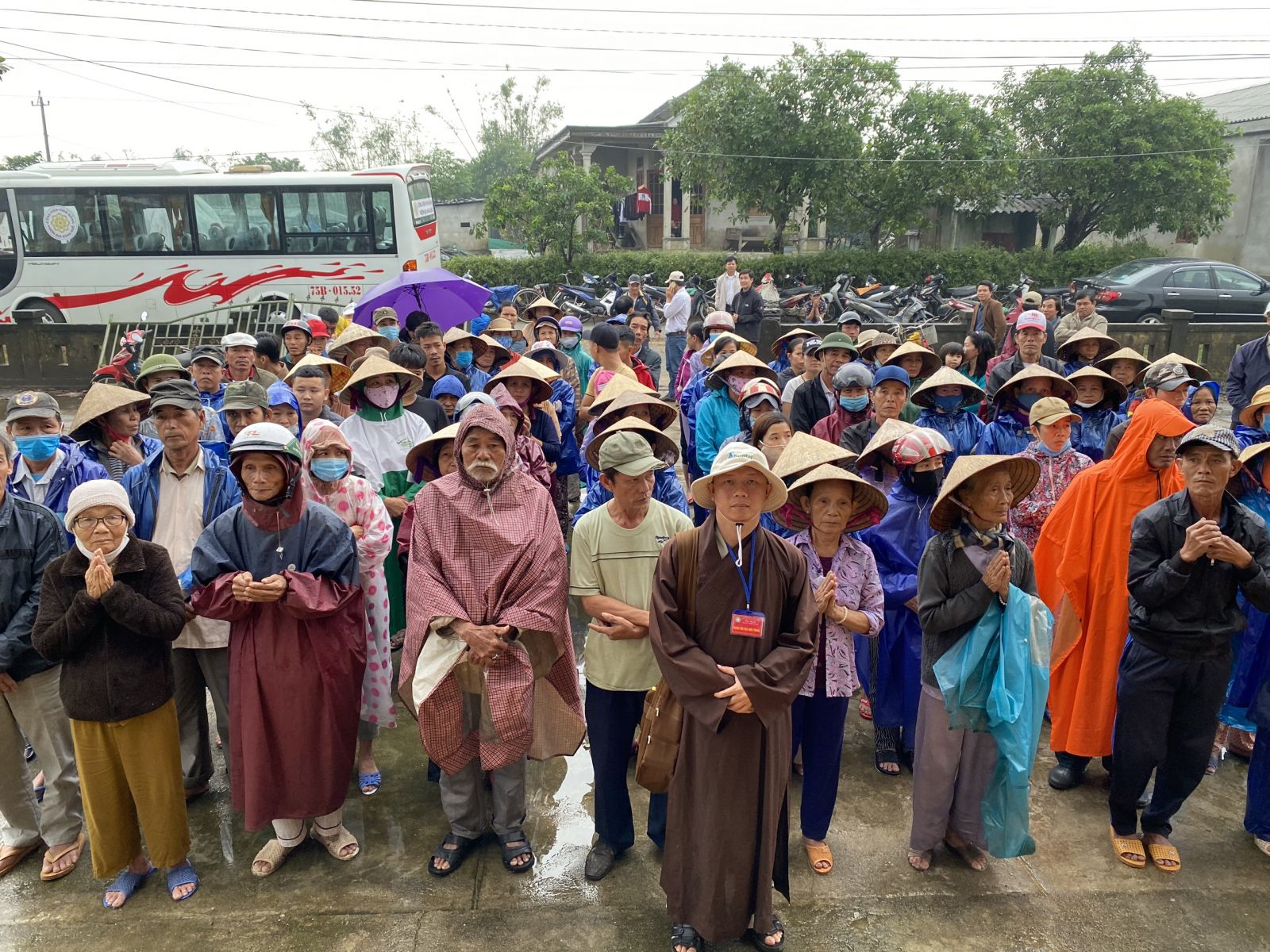 Phật giáo huyện Long Thành (Đồng Nai) tham gia cứu trợ đồng bào miền Trung