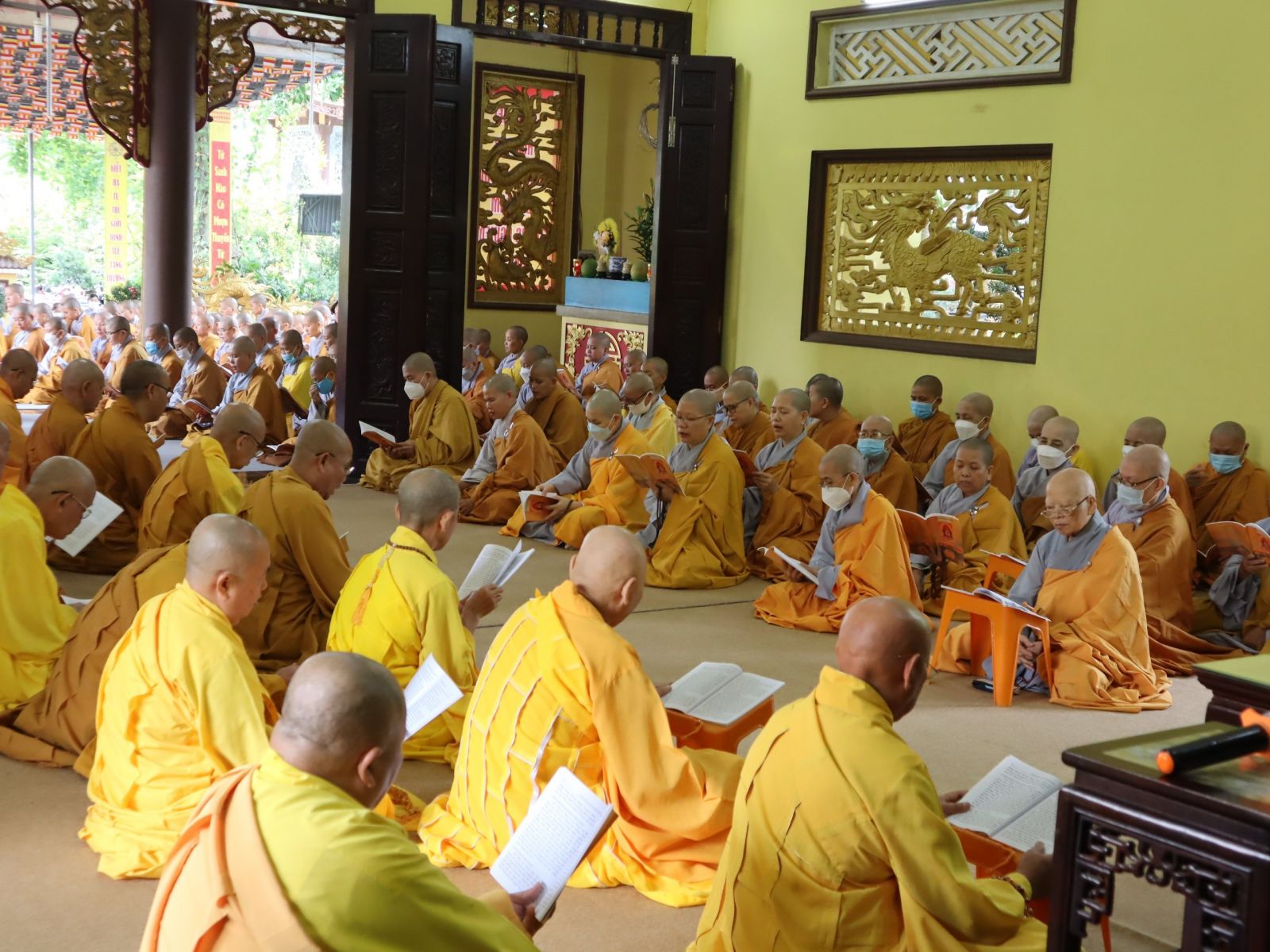 Đồng Nai: Chư Tăng Ni trường hạ huyện Xuân Lộc Bố tát tụng giới mùa An cư kiết hạ Phật lịch 2566