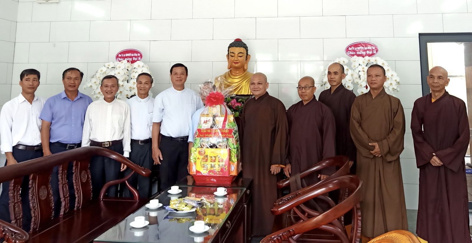 Đồng Nai: Đoàn của Tỉnh ủy - HĐND - UBND - Ủy ban MTTQ Việt Nam chúc mừng Đại lễ Phật đản Phật lịch 2567 Ban Trị sự GHPGVN huyện Long Thành